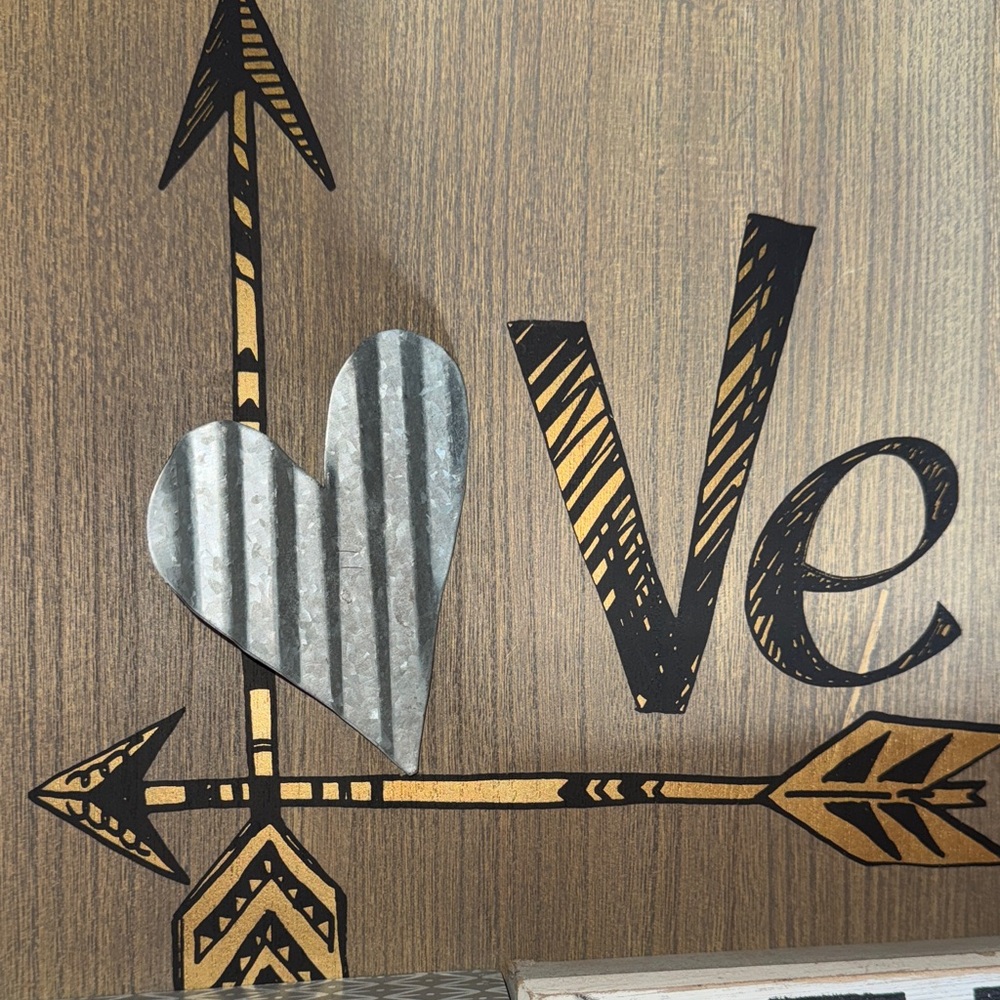 The Adore trio | (2) Heart-Shaped Metal Wall Decor with Arrows, family decor